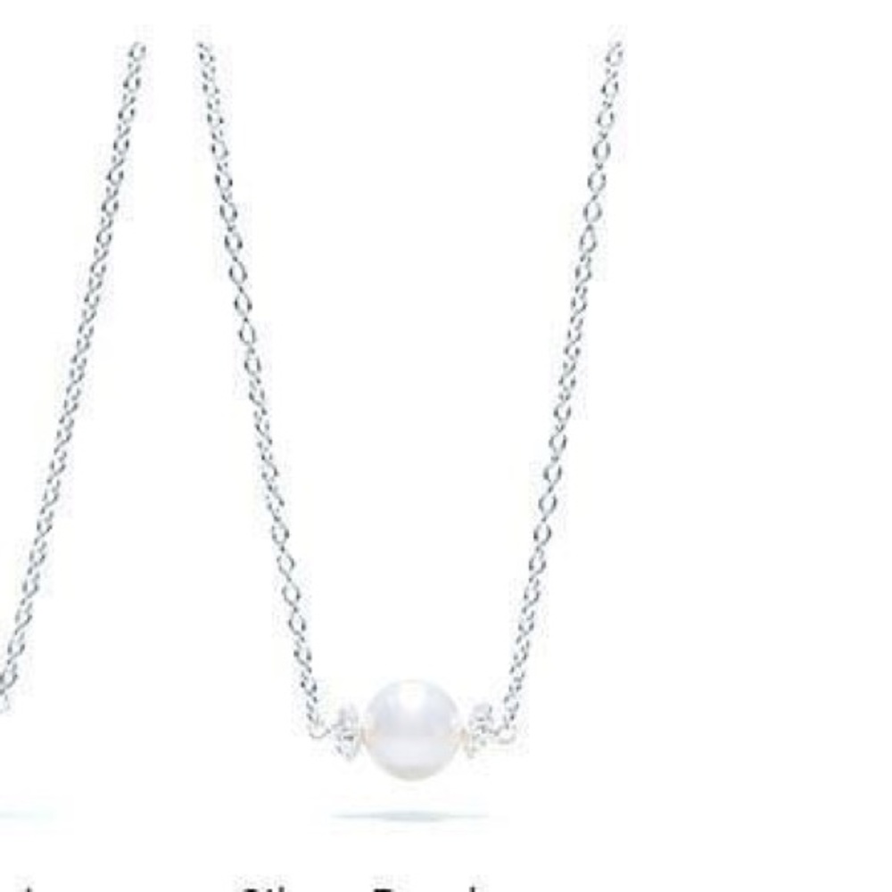 Capucine de wulf pearl necklace